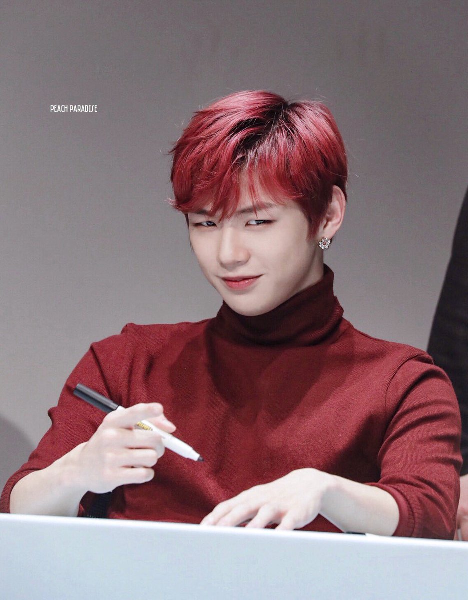 peachparadise96's tweet photo. 181125  😉 

#강다니엘  #워너원 https://t.co/yHTnTg0Yvm