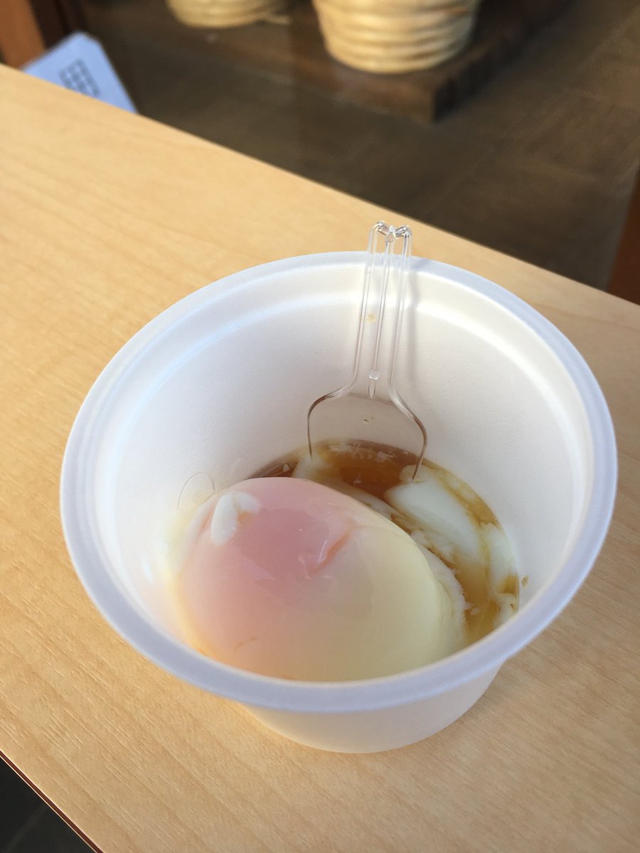 O Xrhsths つよとも Sto Twitter 草津の食べ歩きとお蕎麦 舞茸天ぷら 揚げたてサクサク お蕎麦も美味しかった 温泉たまご 揚げまんじゅう あちこち誘惑に負けた 草津温泉 湯畑 食べ歩き