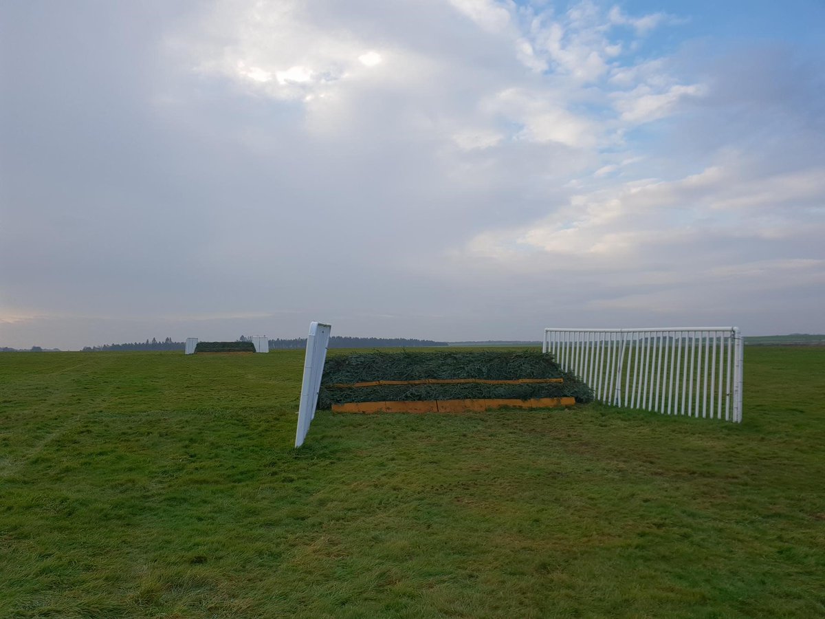 AintreeRaces's tweet photo. Our groundsmen have been busy building #GrandNational schooling fences in the Curragh and Lambourn ahead of the Becher Chase on Sat 8 December 🏇
#Racing #Jumps #GrandNational #SchoolingFences https://t.co/1U7AC1Ux8R