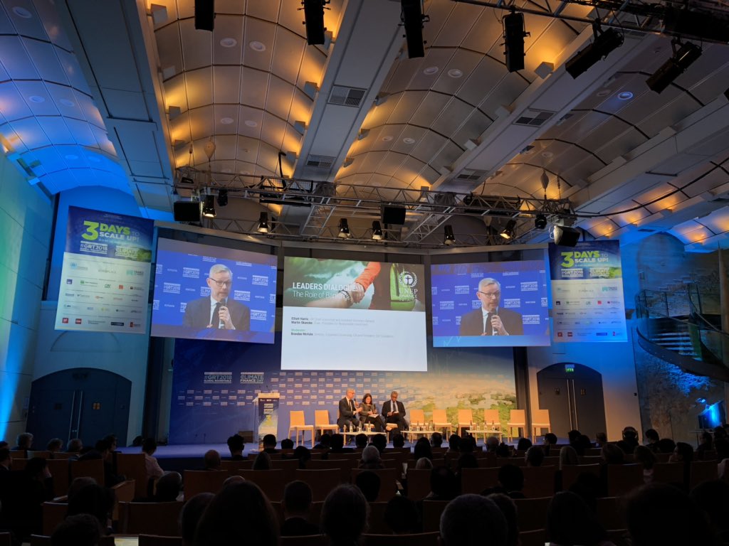 RafaSalas's tweet photo. Es un honor estar una vez más en la Mesa Redonda Global de la Iniciativa Financiera de la ONU. En esta ocasión, además de representar a @dividendee y la @ENBMex estaré tejiendo las alianzas estratégicas para atraer capitales sustentables al Proyecto @TrenMayaMX #GetUpScaleUp https://t.co/UsZKC70p2C