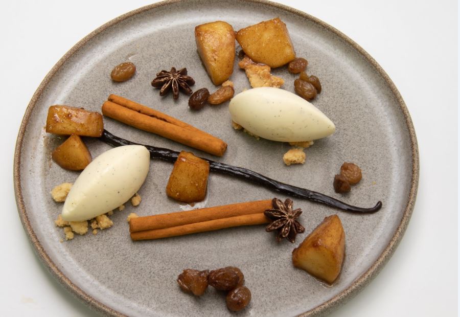 MissetHoreca's tweet photo. Topchefs leveren maaltijdbox met viergangenmenu voor thuis https://t.co/bJvG53ST9H https://t.co/bDEjc7jP4N