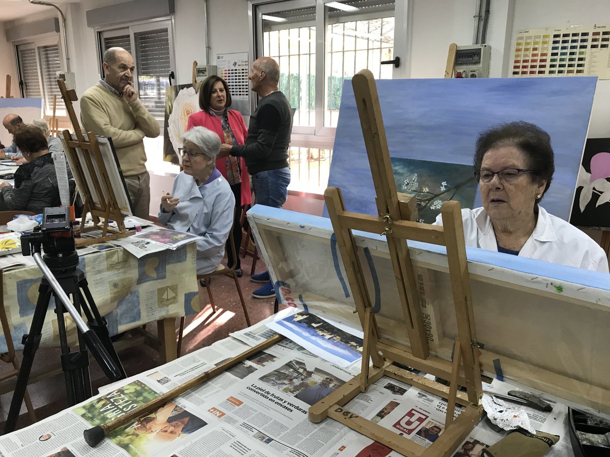 👉 Queremos destacar la labor de l@s profesionales de los Centros de  Participación Activa gracias a la cual #Andalucía es pionera en  envejecimiento activo  serviciossocialesandalucia.es/actualidad/San…