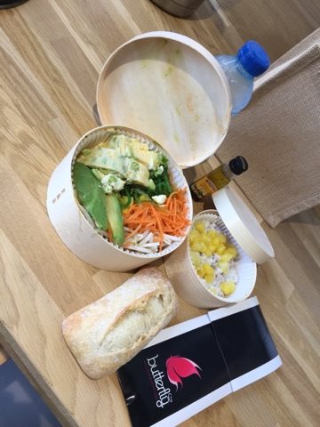 Pour vos lunch sur le pouce, nous faisons appel à notre partenaire Butterfly pour vous assurer un déjeuner créatif et savoureux 🍴😋#coworkoffice #coworking #lille #lunch