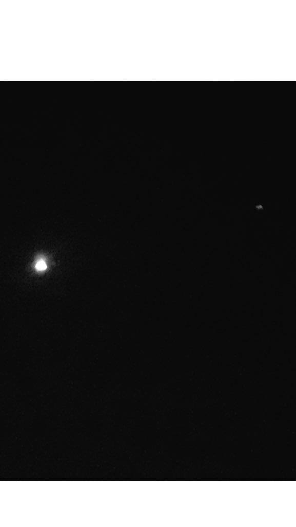 CoriganJohn's tweet photo. ASTEROID??? Here is the original pic for anyone that wants to look into it! Posting a zoomed in pic next! #asteroid #metior #doomsday #NSA #FoxNews #paulbagley #Endtimes #nibiru https://t.co/tkR0mF8nlV