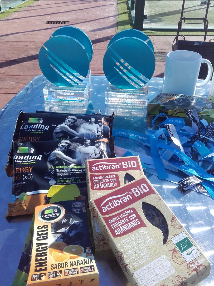 cionglevante's tweet photo. La V edición del Torneo de Padel Solidario fue un éxito de participación y compromiso. Queremos agradecer a los colaboradores y a los participantes el apoyo mostrado al proyecto #BreakfastForOthers!
@Loadingbodymind @Frutifresh_ofi @ElVedatAlumni
 #TorneoSolidario #Padel #Alfafar https://t.co/zoKXUXXvn8
