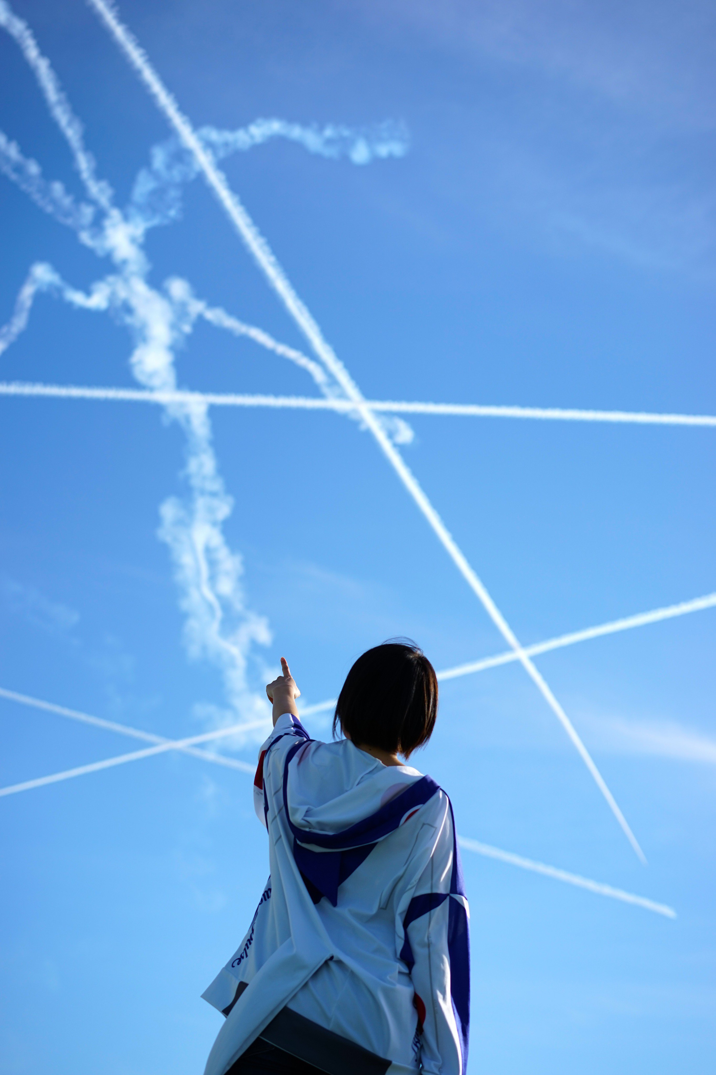 戦闘機になれるパーカー - Search / X 戦闘機になれるパーカー - Search / X