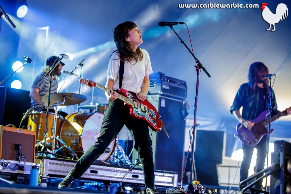 CarbieWarbie's tweet photo. ๐ OUR @courtneymelba IS BACK!
She was rockin' out on the main stage as she was headlining the final day of @QueenscliffFest performing songs from @AgeMVawards winning album, Tell Me How You Really Feel. ๐ผ๐ตโค๏ธโก๏ธ๐ #CourtneyBarnett #QMF2018
MORE PHOTOS!
https://t.co/RzfvARrovu https://t.co/CwTl0oq7f3