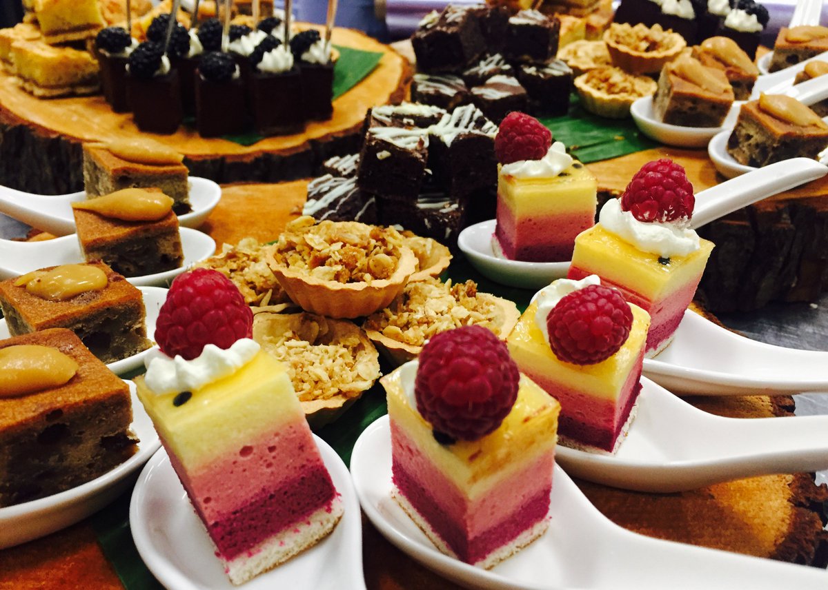 KudosDelivered's tweet photo. Hope you are all celebrating #NationalCakeDay today... as if we need an excuse! 

#food #cake #fooddelivery #londonfood #officedelivery #lunch https://t.co/DKNTBqce7h