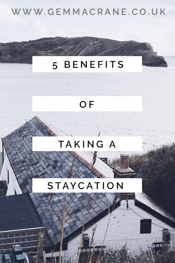Who is going away on a trip this Christmas? I share my thoughts on the benefits of taking a 'staycation' on the mind, body and soul. Sometimes we have to take short breaks to come back feeling inspired and ready to start anew. :) #staycation #wellbeing #benefits #holidayseason