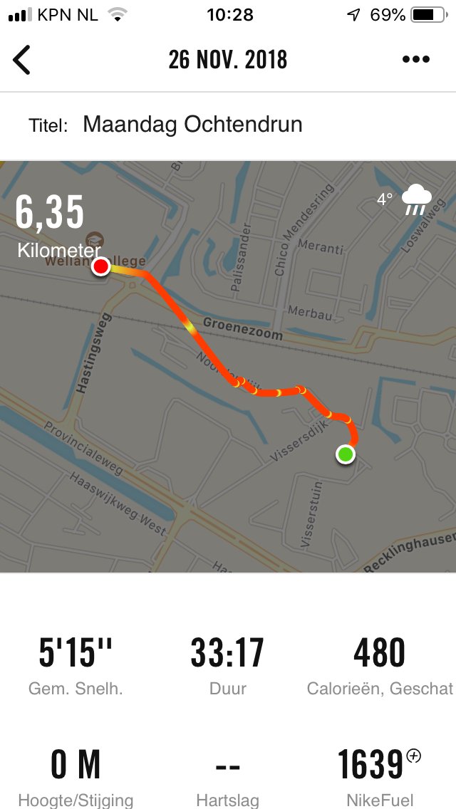 ceesonderwater's tweet photo. @NikeSupport Quality of the NRC iPhone app is deterriorating. GPS in accurate for quite some time already. Now also the route PIC is ... crab. My round is degradated to ... a line ☹️ https://t.co/H6v8tvgUaD