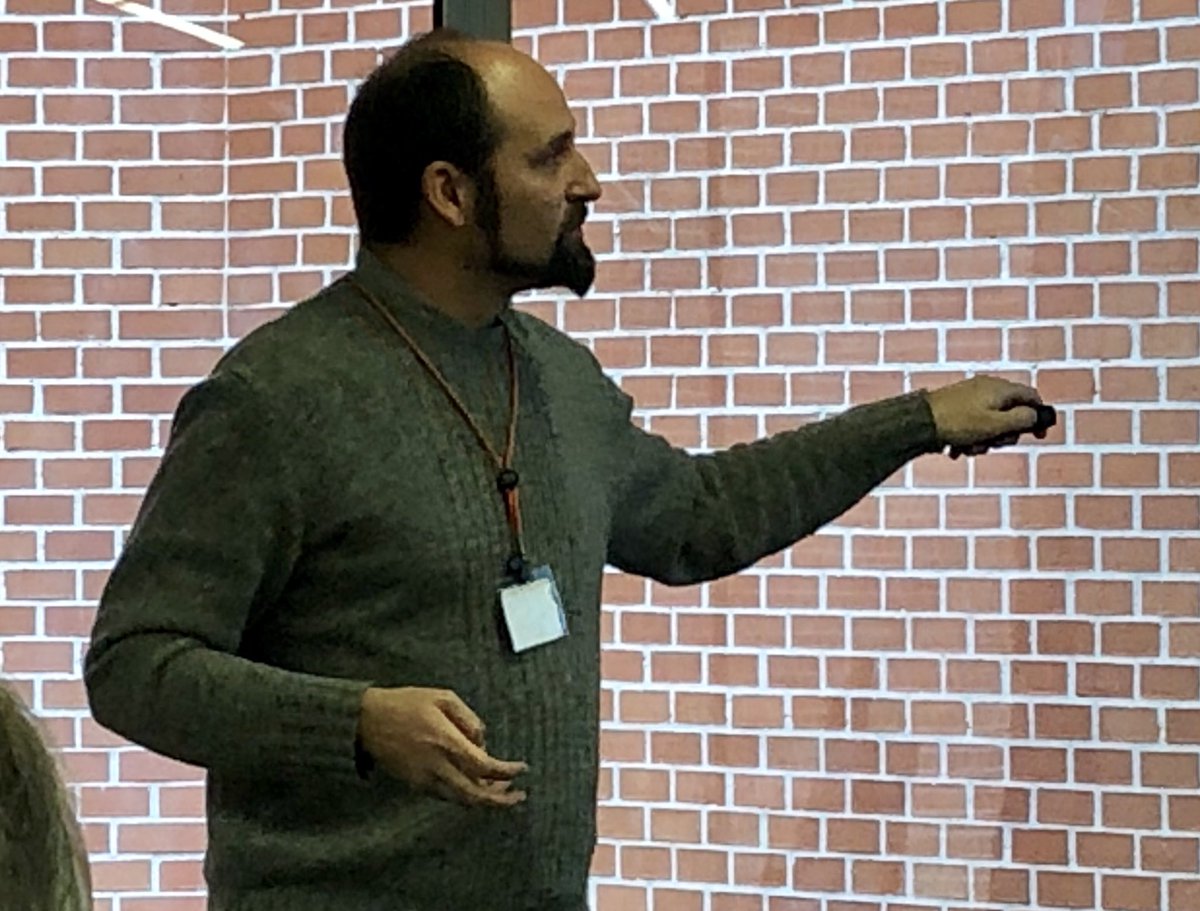 APROMAR_acui's tweet photo. Bruno Iñarra @aztitecnalia en proyecto #VALACUI: Hablemos con propiedad de #Productos (nuevos productos y minimización) #Subproductos (no destinados a consumo humano) y #Residuos (otros); con @FBiodiversidad @PTEPA1 https://t.co/xkcDOJMmIT