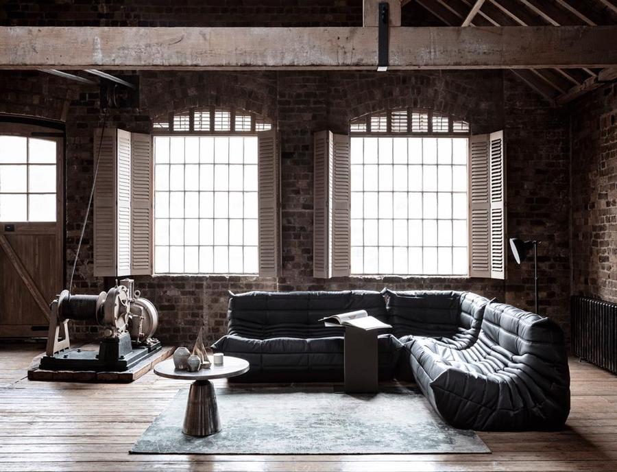 mywarehousehome's tweet photo. We only sell the finest warehouse conversions https://t.co/obbYKiQnN8 Take a look at #WarehouseHomeProperty now #factoryconversion https://t.co/Sqz3gE7CBY