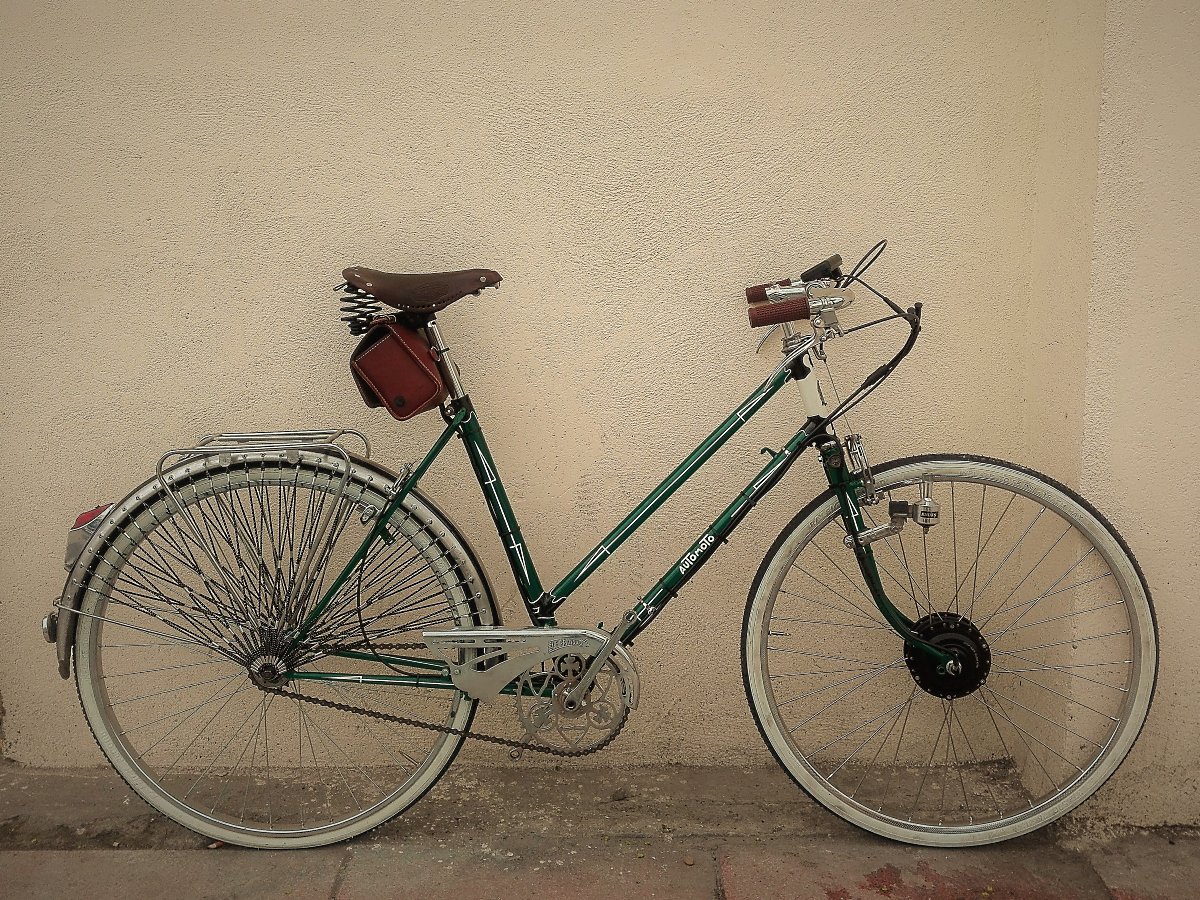 Taller Bicicletas Madrid · Bike & Roll tweet media