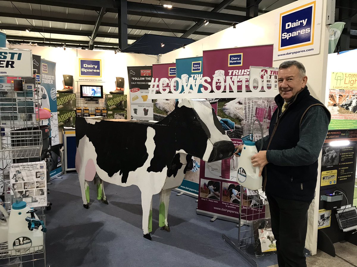 #CowsonTour called in on the Dairy Spares at #welshwinterfair.