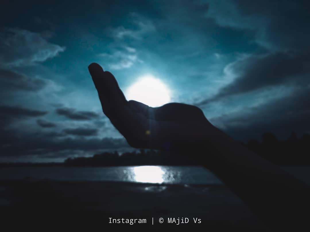 motorolaindia's tweet photo. Enter a new world of illusions with these #motographs! Show us how you make the ordinary look extraordinary and stand a chance to get featured on https://t.co/mWm01bzlN3! https://t.co/UAJlrHBe3f