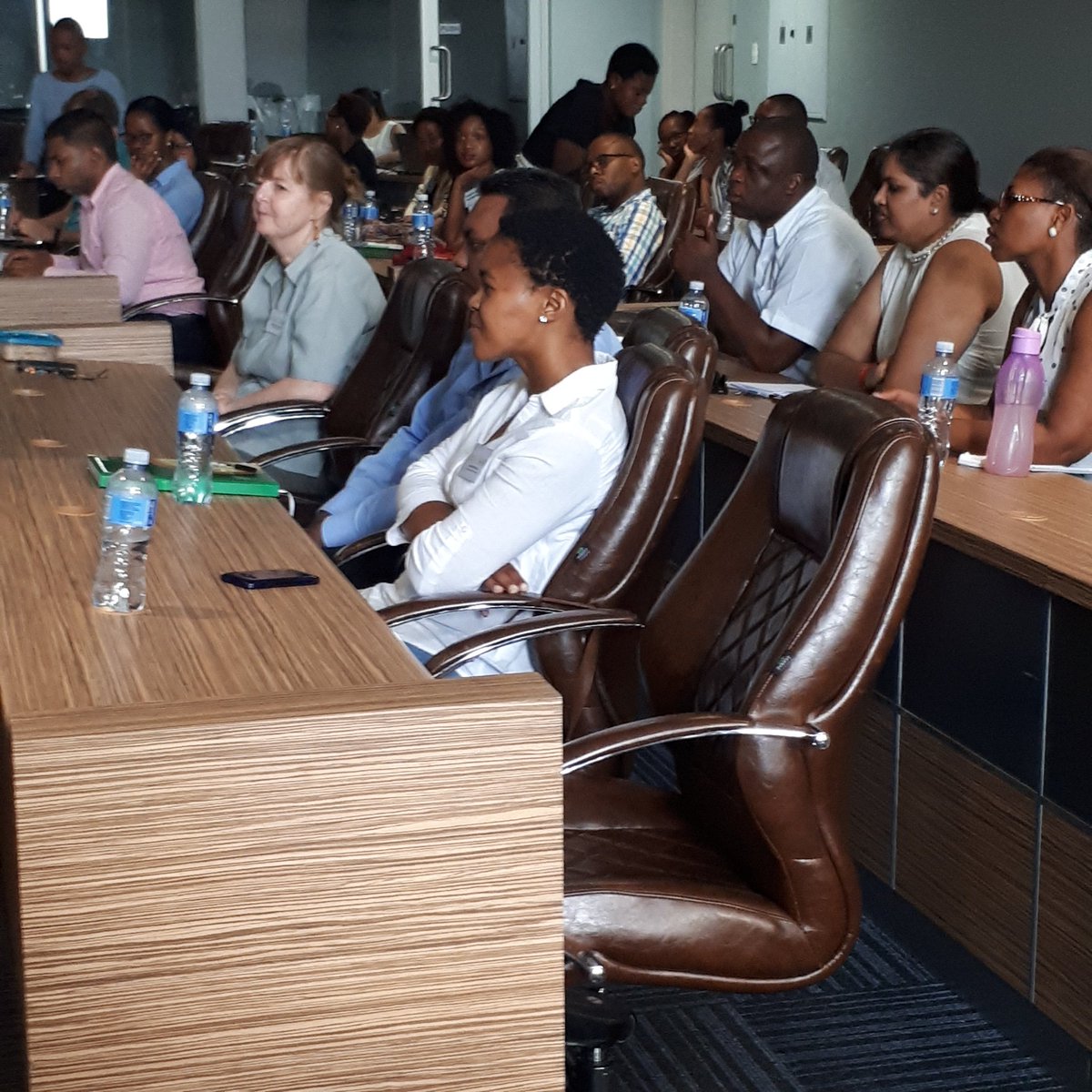 Geekulcha's tweet photo. Things have kicked off in Pietermaritzburg with a Civic Information Drive (CID) ahead of the @vulekamali #BudgetHack Dataquest and Hackathon, 27 - 28 November at UKZN, Unite Building in Durban.
#foodsecurity #health #BeyondTransparency @imali_yethu @TreasuryRSA @KZNTreasury https://t.co/TQX0BTvxpu
