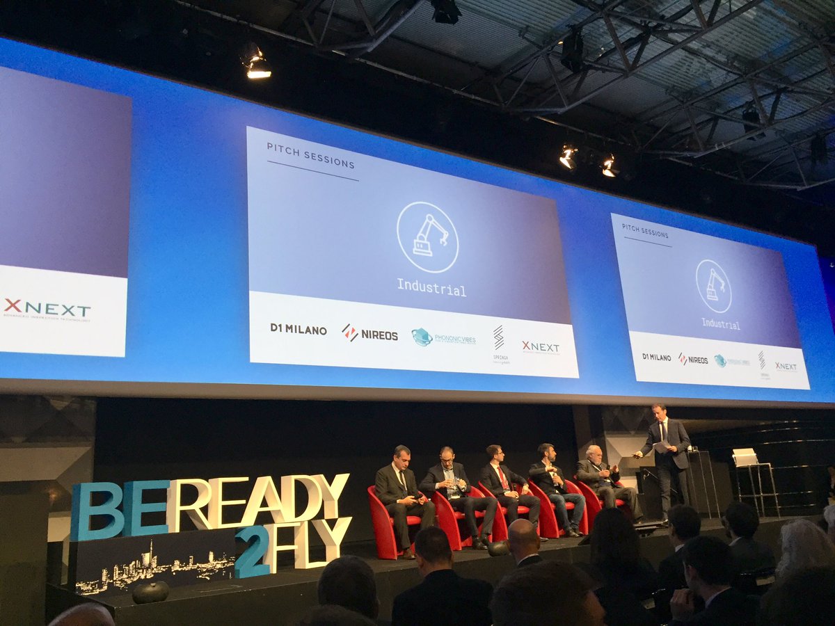 GiusyStanziola's tweet photo. Oggi in #BorsaItaliana per #BeReady2Fly l’evento di #businessmatching promosso da @Unibocconi e @polimi per supportare #Startup italiane #innovation https://t.co/SH1H8U9Sbl