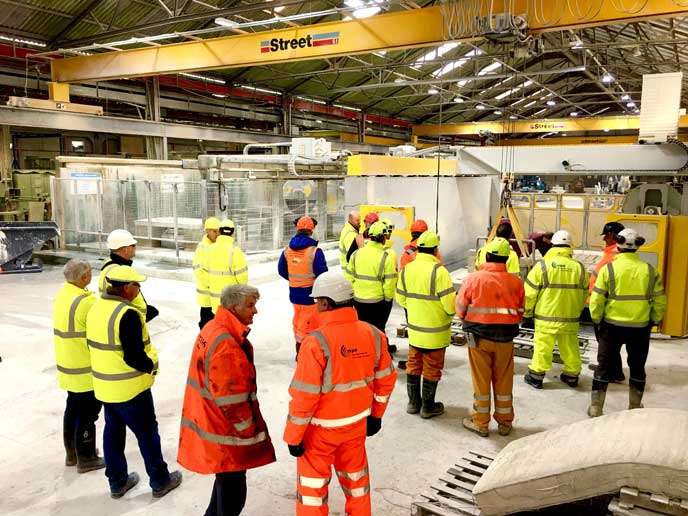 The Mineral Products Association (MPA) <a href="/MineralProduct/">Mineral Products Association</a> visit Albion Stone <a href="/MPQC_/">MPQC</a> <a href="/MP_Futures/">MP Futures</a>  #cpd #PortlandStone Read more here: ow.ly/PwwF30mKvh9