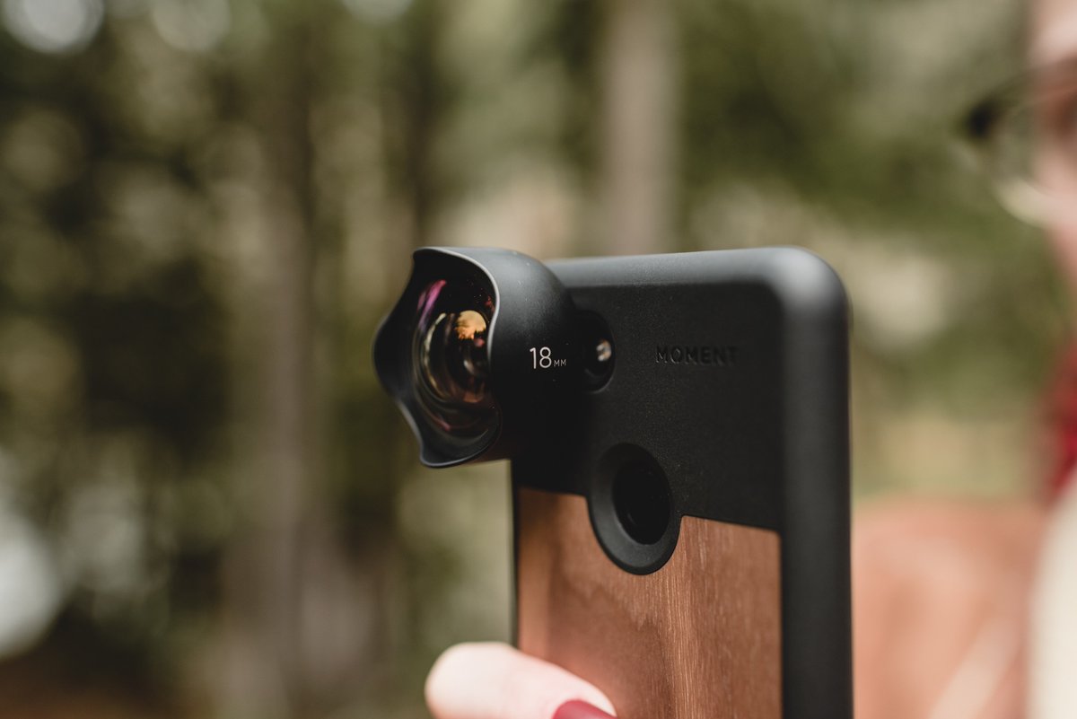 Want to get better photos with your mobile phone? 72h to get -20% off the prices. A lot of other stuff too with shipping only $5 worldwide. Check out! bit.ly/momentlensdisc…

#CyberMonday #iPhonephotography #Discounts #discountcode #discount #christmaspresentideas