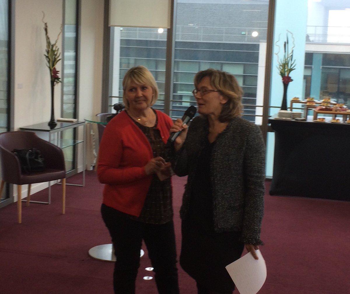 Bel hommage et belle complicité pour une nouvelle aventure pour Catherine, après une riche et belle carrière. ⁦<a href="/sandrine_dchn/">sandrine duchene</a>⁩ ⁦<a href="/cath_aragon/">Aragon Catherine</a>⁩ ⁦<a href="/JulienSteimer/">Julien Steimer</a>⁩