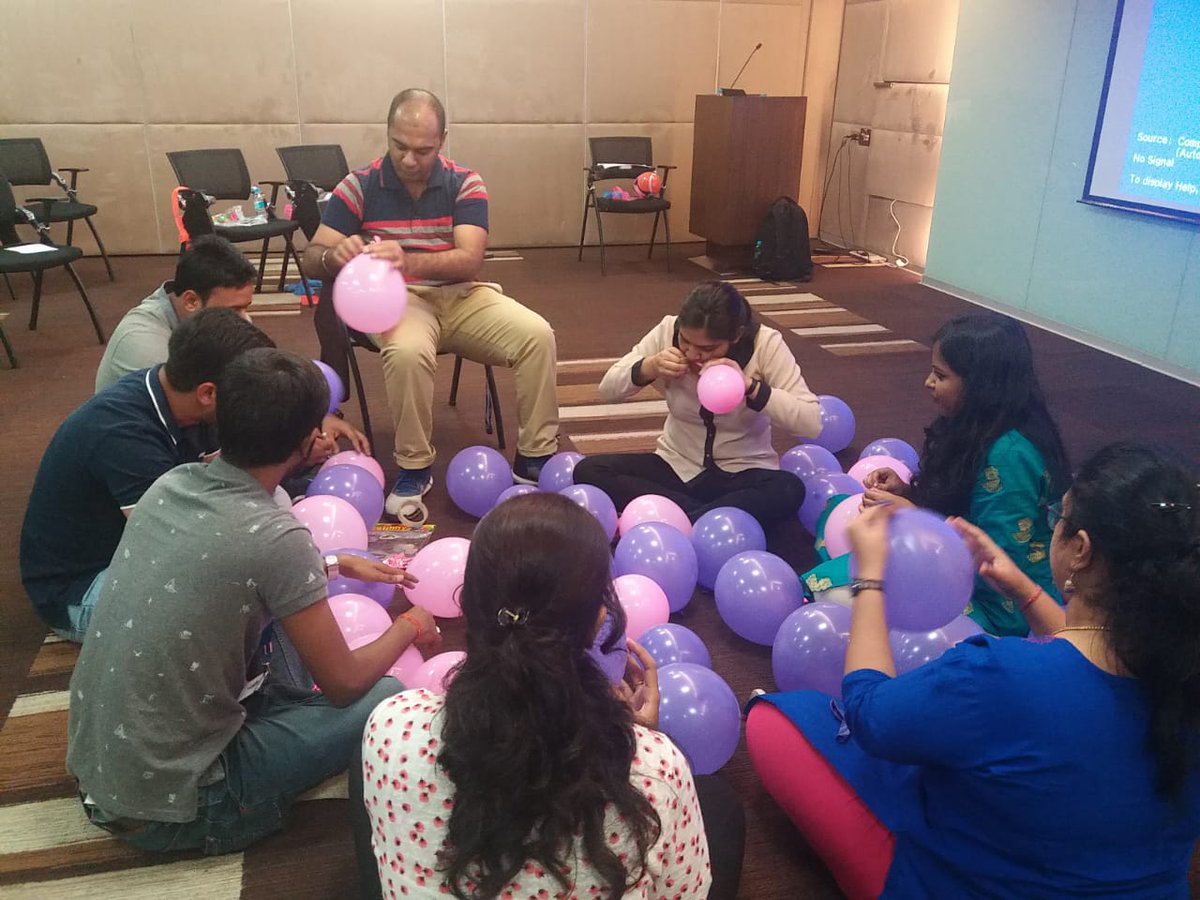 BodhihTraining's tweet photo. Elated to share these photos of #energetic #minds from @Euromonitor on “Stress Management” at #Bangalore. India by @BodhihTraining
#stressmanagement #corporatelearning18 #Training https://t.co/PiENJHp4ma
