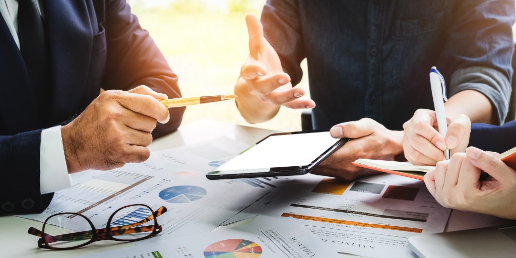 Learn #HowToSucceed at hospitality-driven thinking with today's Sandler Podcast featuring Stephen Cloobeck. buff.ly/2Ao7rcC #SalesTraining #ProfessionalDevelopment