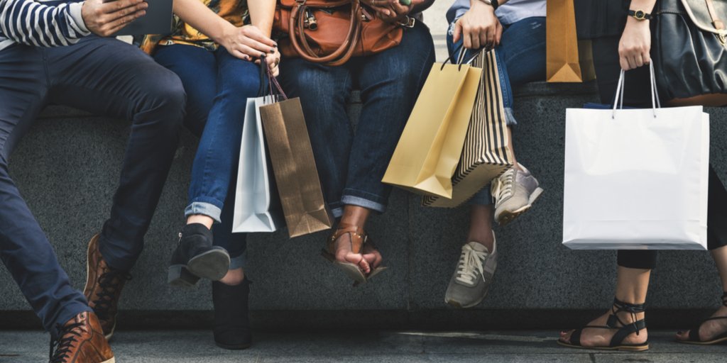 schoola's tweet image. Cyber Monday starts now! Get 75% off with the code CYBERMON75. Today only: bit.ly/2Pu4iT0 #fashion #schoolastyle #ootd #sale #discount #thriftshopping