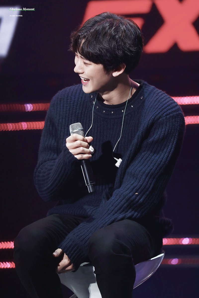 365withEXO's tweet photo. To someone who touches each life you enter, spreading joy to everyone you meet, may the love and happiness you share with others return to you tenfold. We wish you many more happiest of birthdays! Happy birthday Park Chanyeol 🎉🎂
#HappyChanyeolDay #찬열아생일축하해 @weareoneEXO https://t.co/UK7Ly7x7Mx