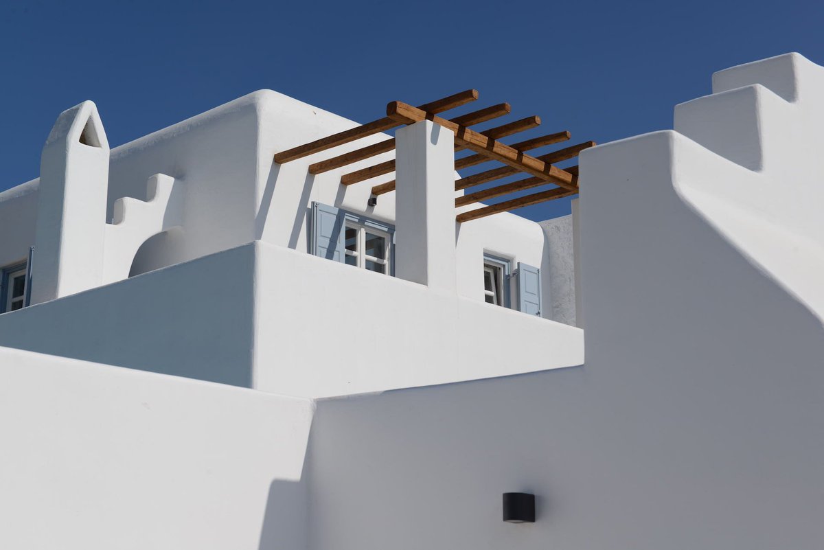 dilesvillas's tweet image. #Architecture is a form of visual #art ... ~ dilesvillas.com  / vacationrentalsmykonos.com ~ #Cycladicarchitecture #Greekarchitecture #villas #holidayhomes #vacationrentals #mykonosvillas #dilesvillas #greece