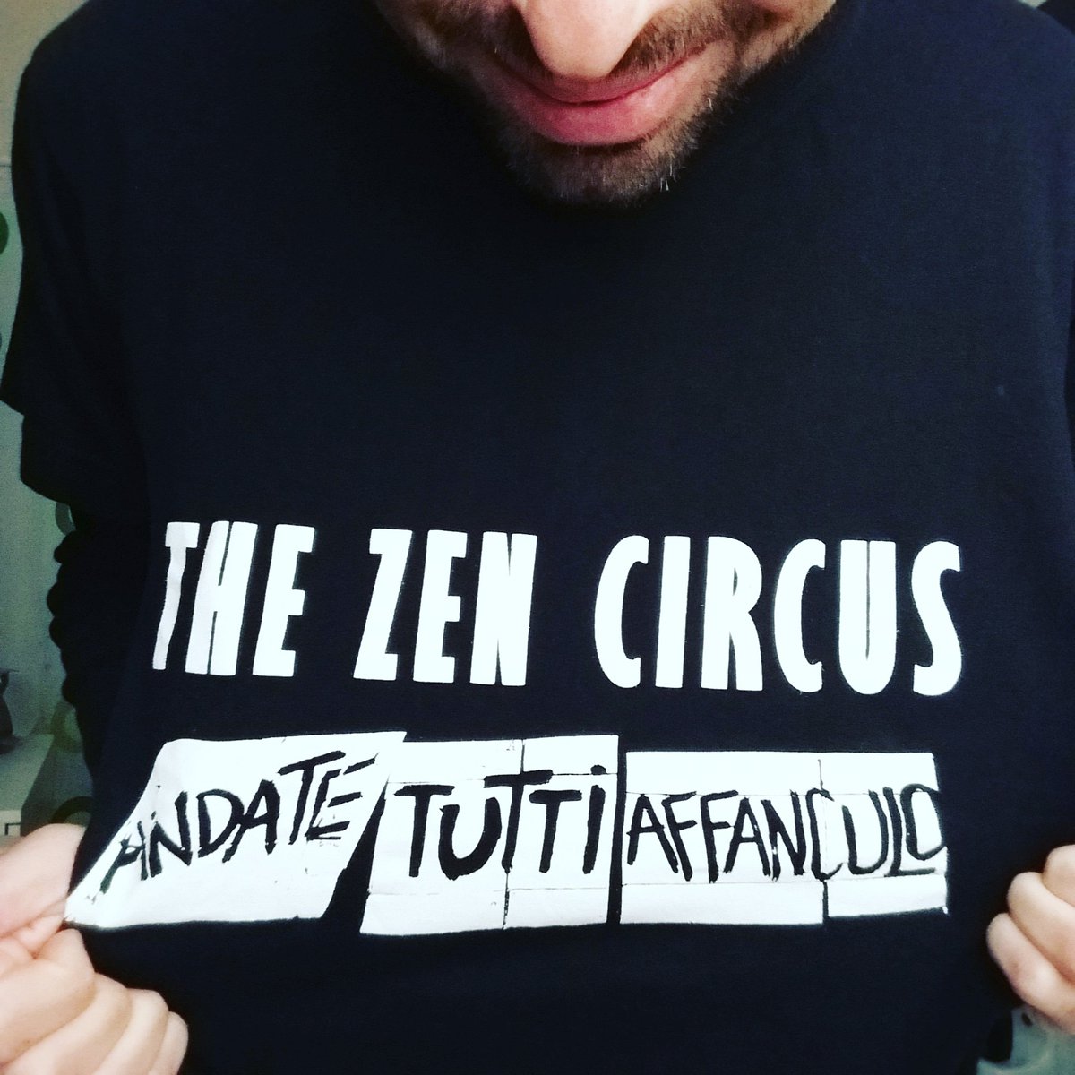 francusu's tweet photo. il #buongiorno di oggi...

#sipuòdire #vm14 #politicallycorrect #parentaladvisor #explicitlyrics #explicitcontent #andatetuttiaffanculo #fanculo #tutti #maglietta #tshirt #thezencircus #messaggio #look #mood #italianboy #black #blacktshirt #me #io #myself #rock #rockon #goodvibes https://t.co/t3cepC2vQt