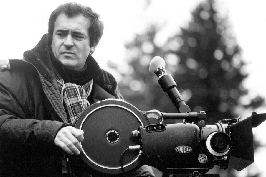 OnceNoticiasTV's tweet photo. 🎥 "El último tango en París", "Novecento", "El último emperador" y "Tú y yo", parte de la filmografía de Bernardo Bertolucci, maestro del cine italiano que falleció hoy en Roma, a consecuencia del cáncer que padecía. https://t.co/KCns8dDKKs