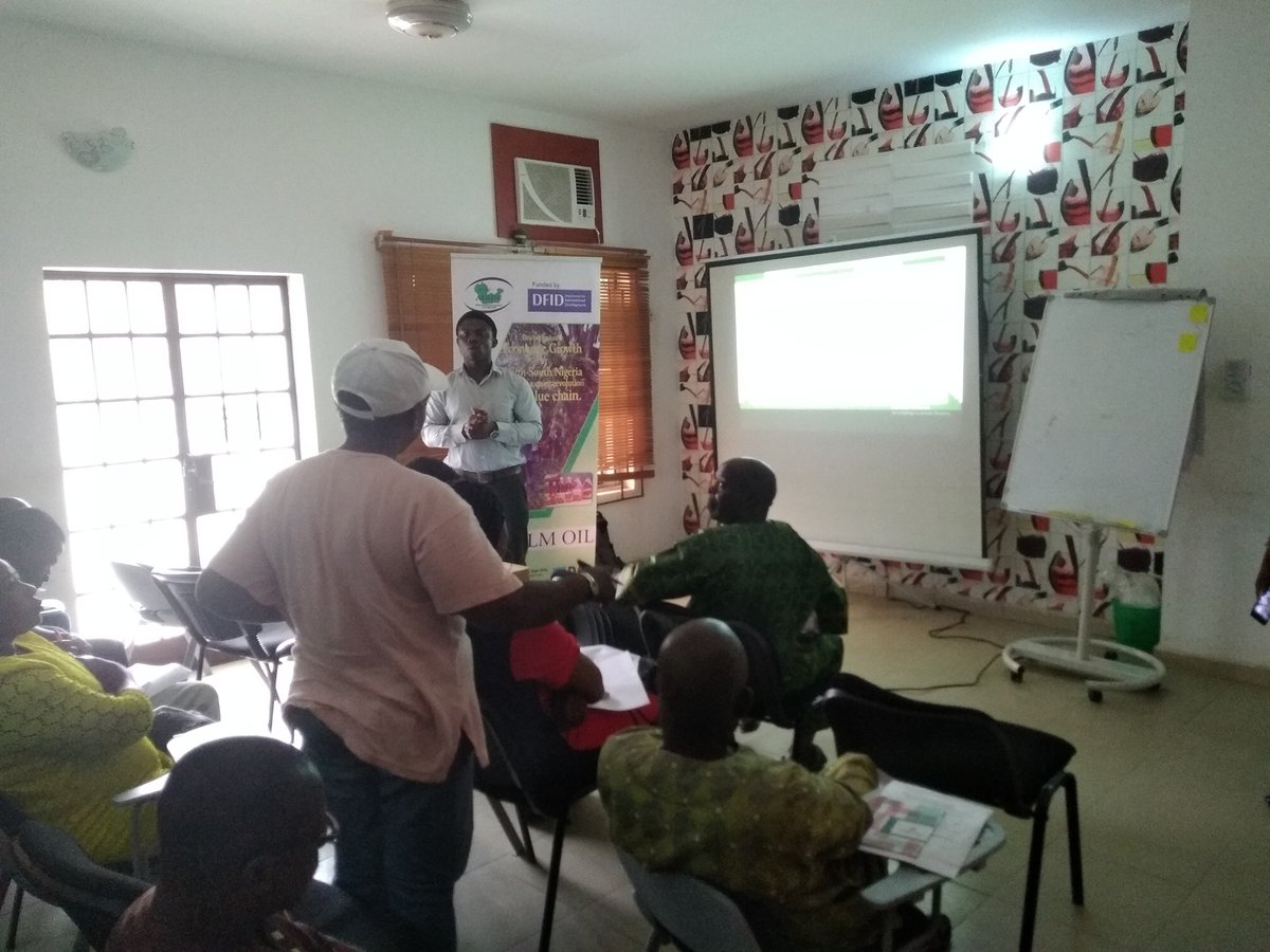 thelifthub's tweet photo. Today at the Hub, Market Development Program (MADE) are having a training program for farmers to get to know their challenges with the market and they can assist in tackling this challenges...
#marketdevelopmentprogram
#training
#lifthub
#calabar https://t.co/3sQrvdMC9M