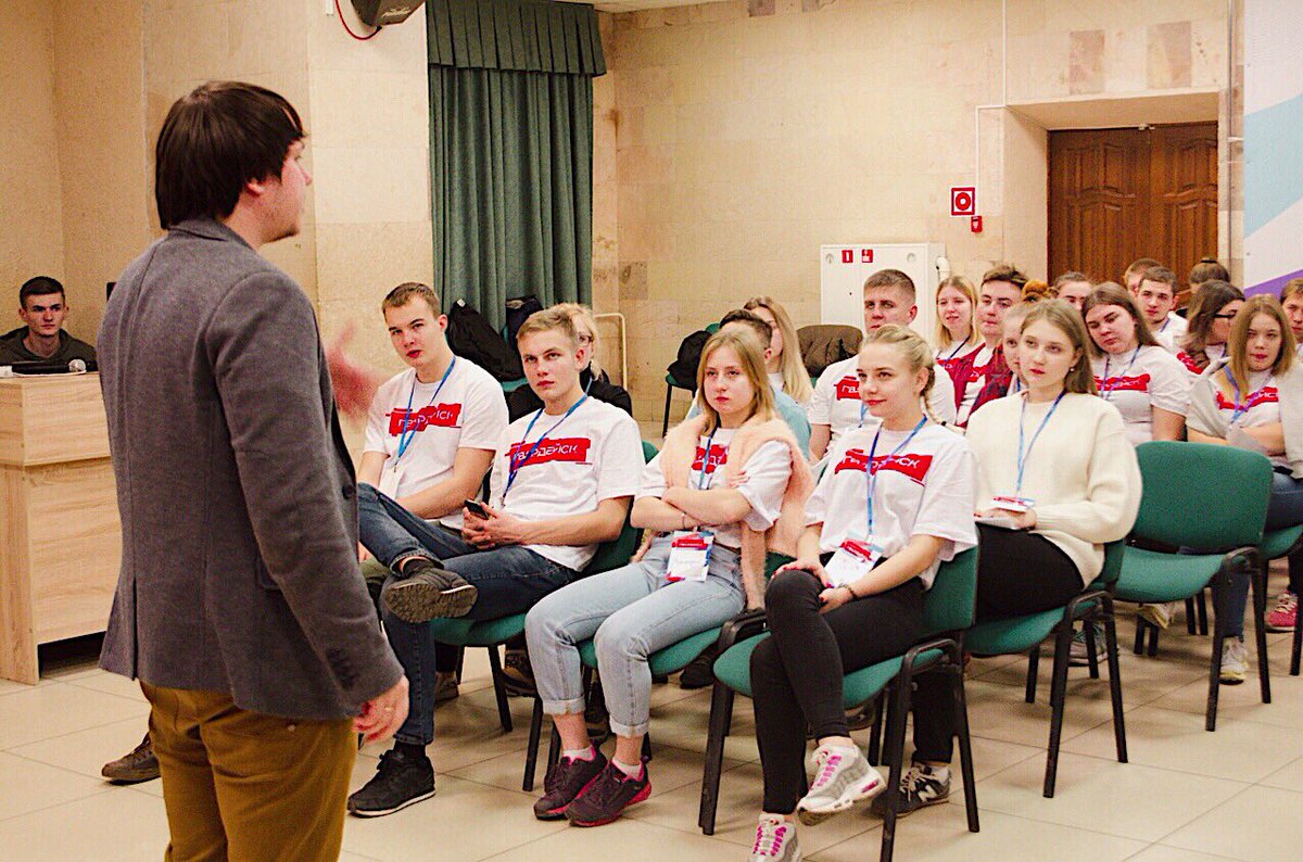 ivmger's tweet photo. Ивановские молодогвардейцы приняли участие в межрегиональном форуме «Гвардейск-2018» в г. Рязань 

#МГЕР37 #ЕР37 #МолодаяГвардия https://t.co/PspiceFYcw