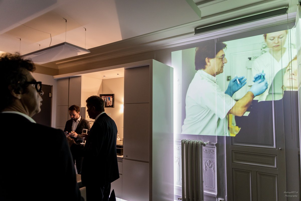 CentreImaderm's tweet photo. Le @drRaspaldo a célébré l’ouverture de sa nouvelle activité en partenariat avec l’équipe d'Imaderm le 6 novembre dernier. Le cocktail apéritif a été assuré par l'Ecole Hôtelière de Genève - EHG.
#Imaderm #FaceClinic #Geneve https://t.co/wjxWQVsK7Y