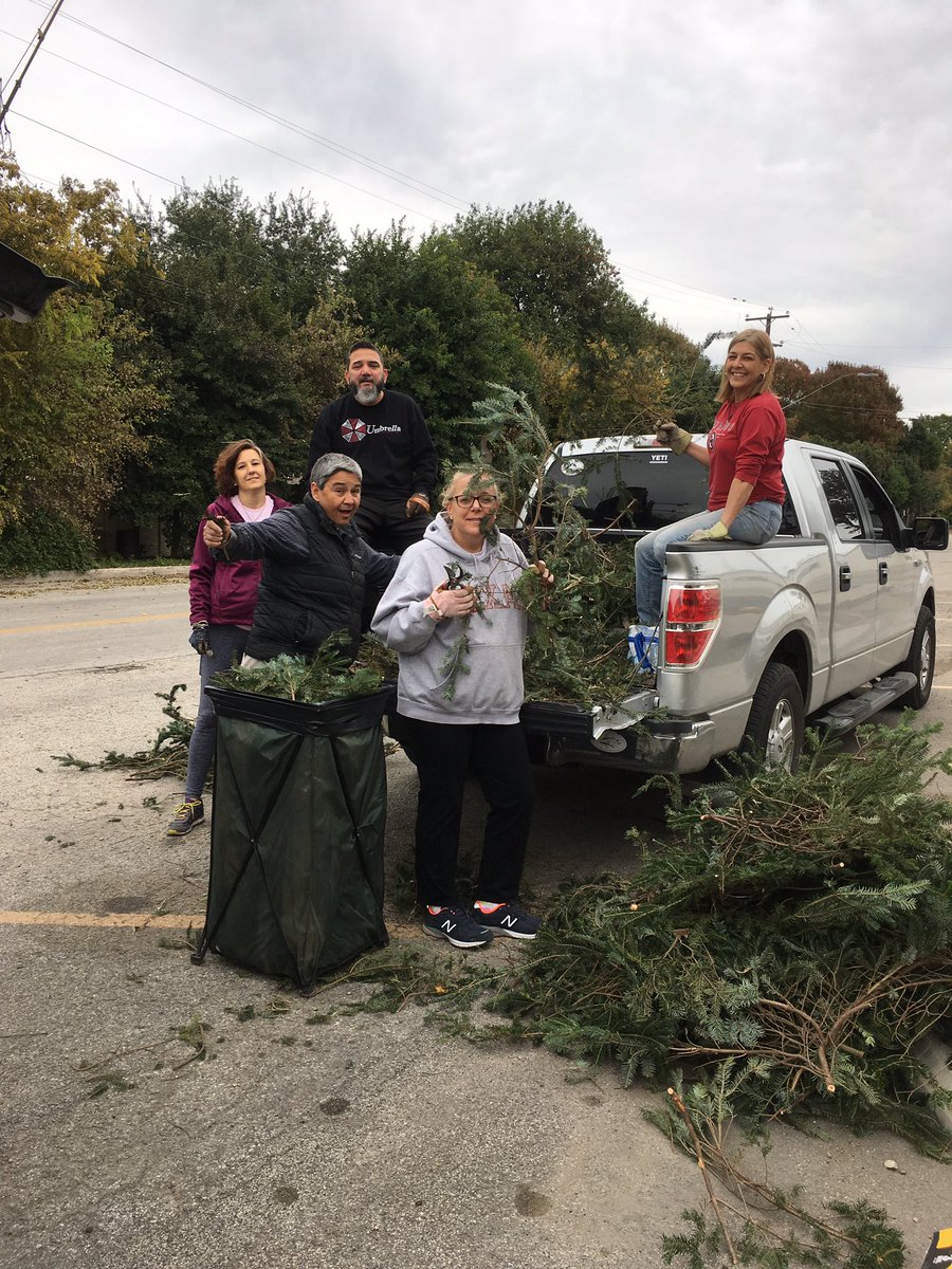 AHHS Choir tweet media