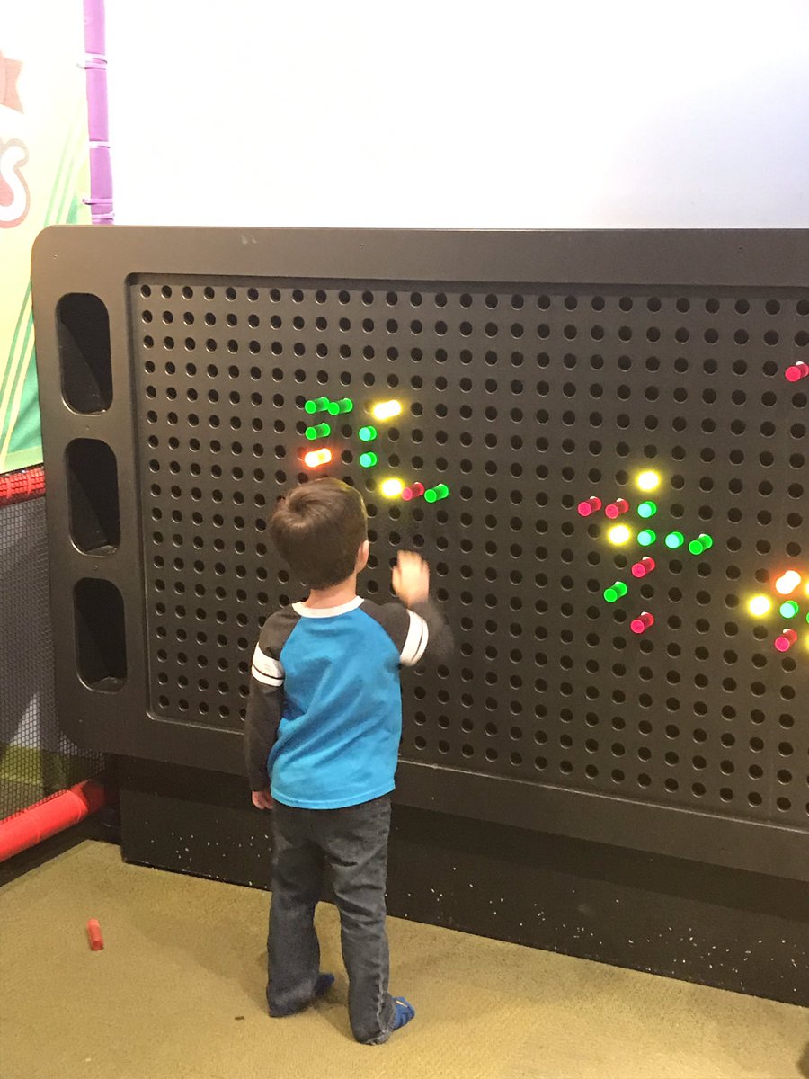 LabTekProd's tweet image. Fun with light bright, the adult version