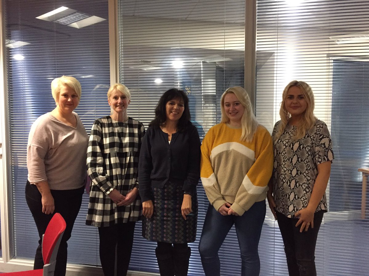 PrimaryEdStud's tweet photo. Thanks to our fabulous student representatives and their constructive dialogue at last week’s meeting, feedback traffic lights now available on moodle homepage! #StudentVoice #partnership #LetsGetEvenBetter https://t.co/DkI3i9AxgC