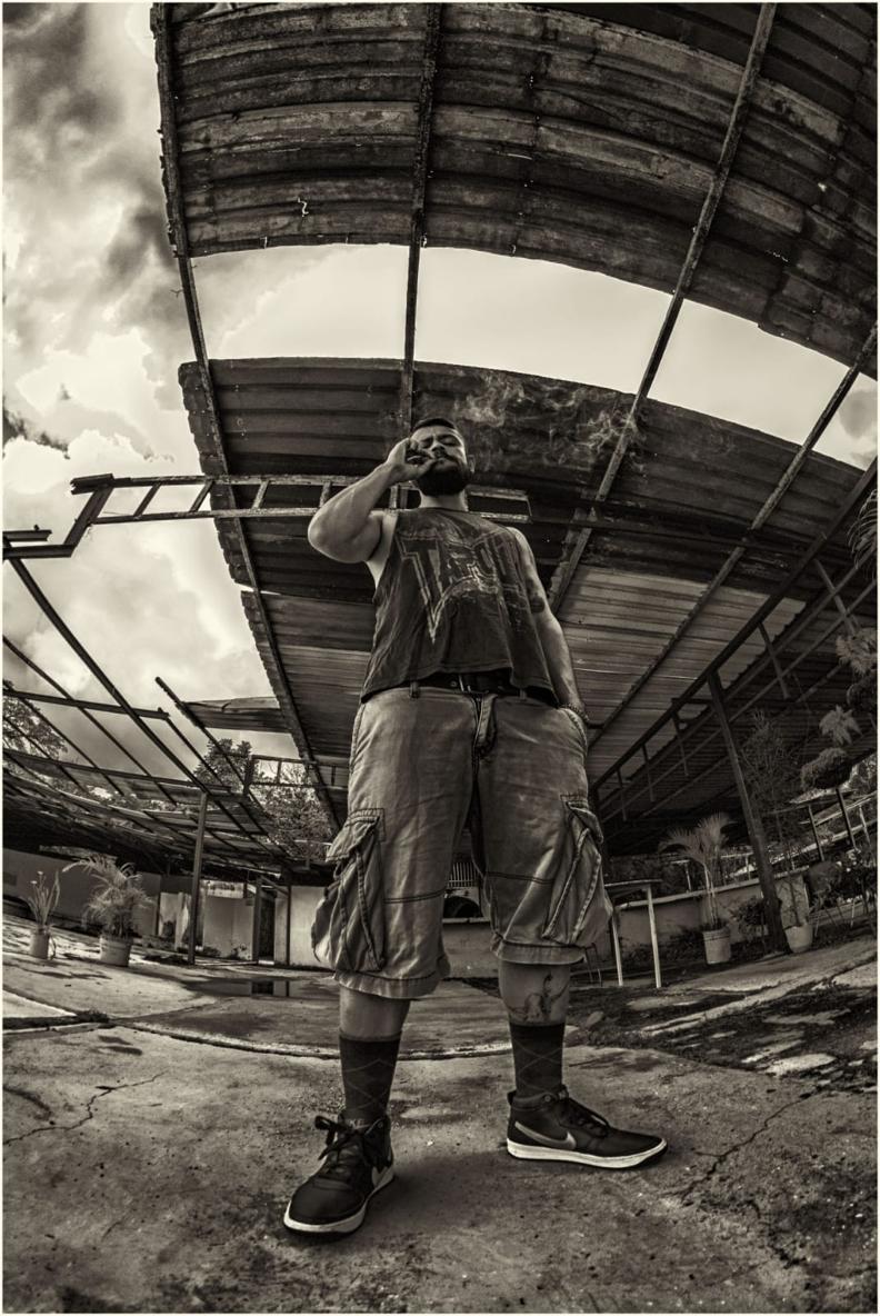 HellFamily's tweet image. #BertrandCape (Guitarra), Egresado de la escuela de audio C.E.T.E.A.R (Argentina). Ingeniero de Sonido en estudios Vintage y Audynamic. Bandas: #NaturalDeath, #Sickness, #Zagros #Civilis y #AliceInHell.
➡ mtr.cool/cgrdghj 
#HellFamily #AliceInHell #HellIsHere #Metal