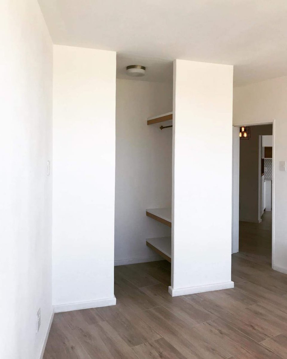 interiorfusionk's tweet photo. More beautiful spaces done in collaboration with @HalcyonConstruction
#interiorfusion #kitchens #bedrooms #bathroomvanities #whitematteduco #facetdoors #oakveneer #vicostone #carraracountertops #customcopperlegs #interiorinspo #lifestyle #capetown https://t.co/TkqcRQ2dzk