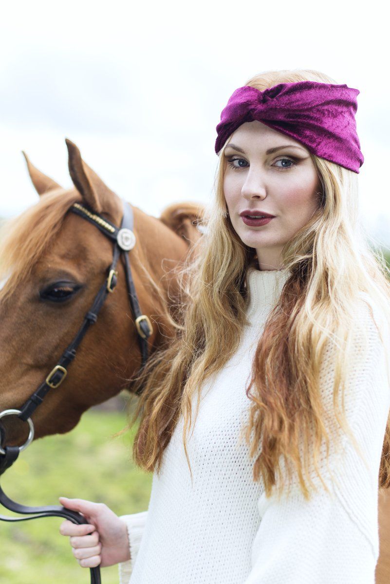 Beauxoxo's tweet image. Enter CYBERWEEKEND at checkout for 20% off everything including all my cosy velvet turbans ❄️ buff.ly/2zGmAph  #beauxoxo #aw15 #cybermonday