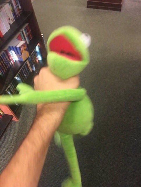 WHY YALL LIKED MT PINNED IF YOU’RE NOT GONNA FOLLOW ME BACK