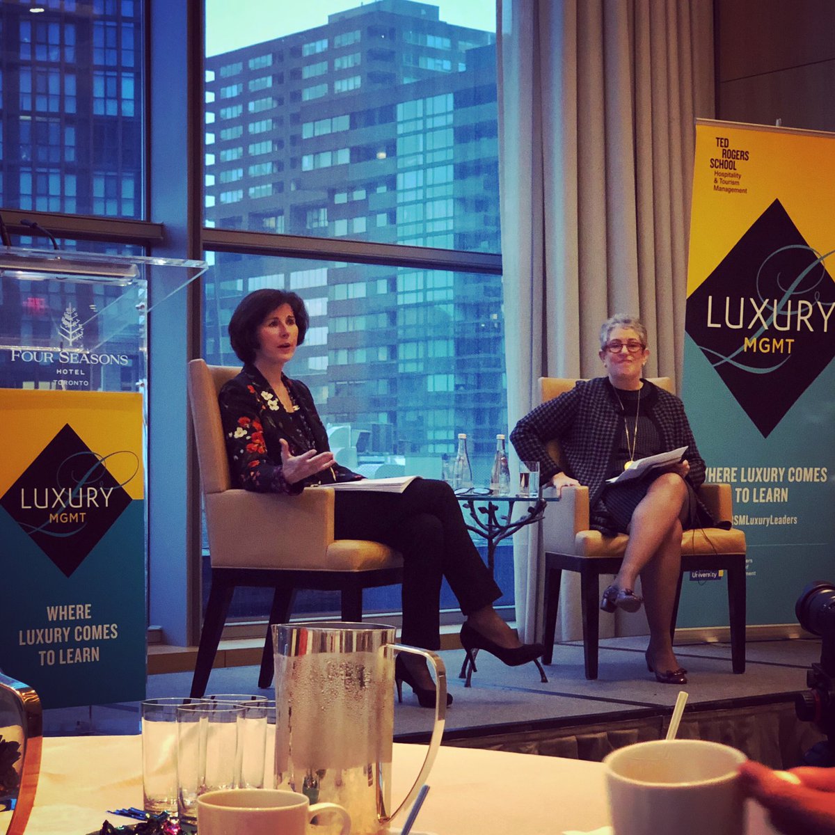 mshostak's tweet photo. Thought provoking talk on the meaning of luxury w Katie Taylor, former-CEO of @FourSeasons. It’s all about the customer. #luxury #luxurytravel #wearetraveledge https://t.co/EkQjuH7p5y