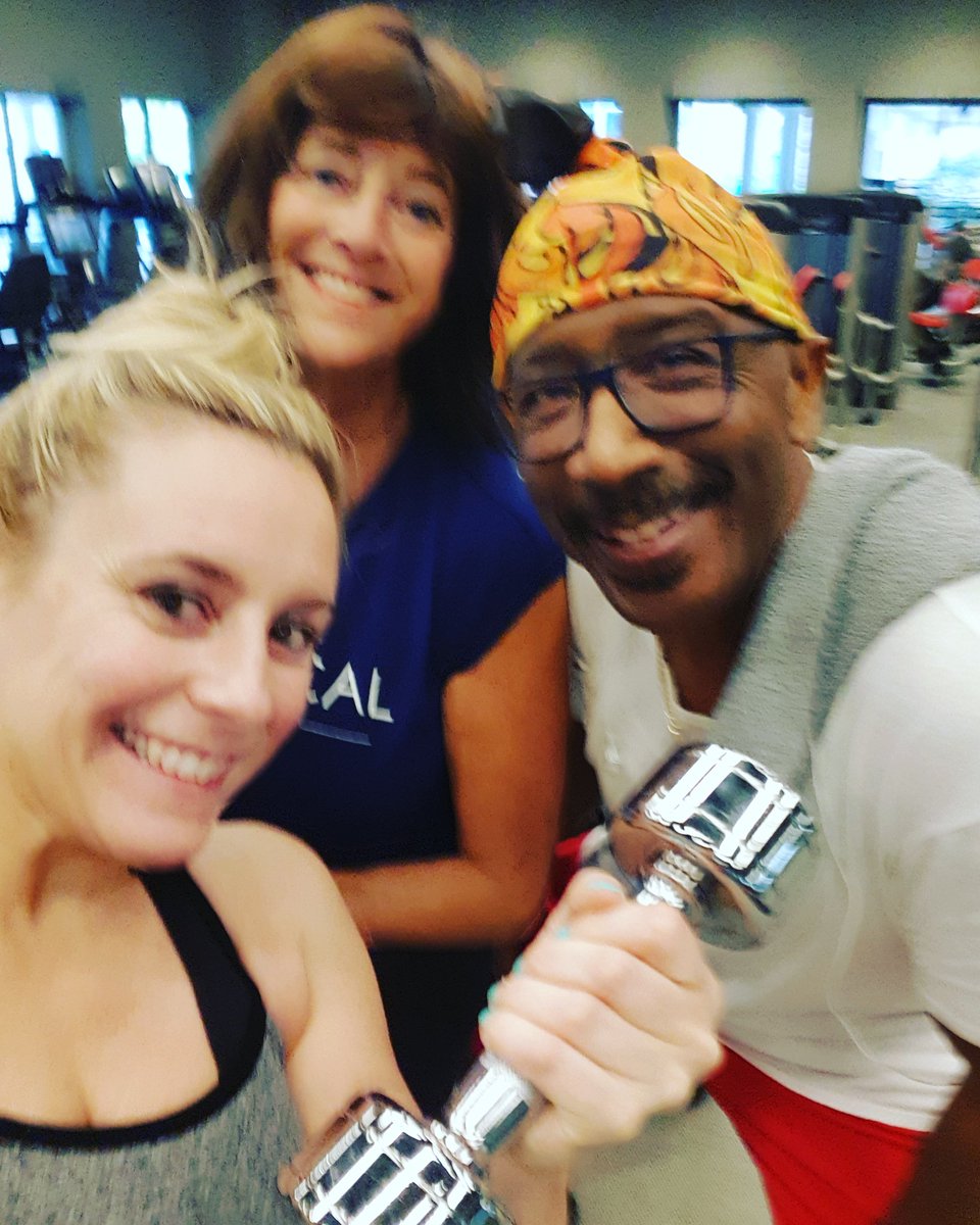 Just another Monday morning workout... With Mr Motivator! Great gym facilities (and unexpected workout buddies) here at Loews Sapphire Falls! #imaninfinitetraveller #TGTGConf18