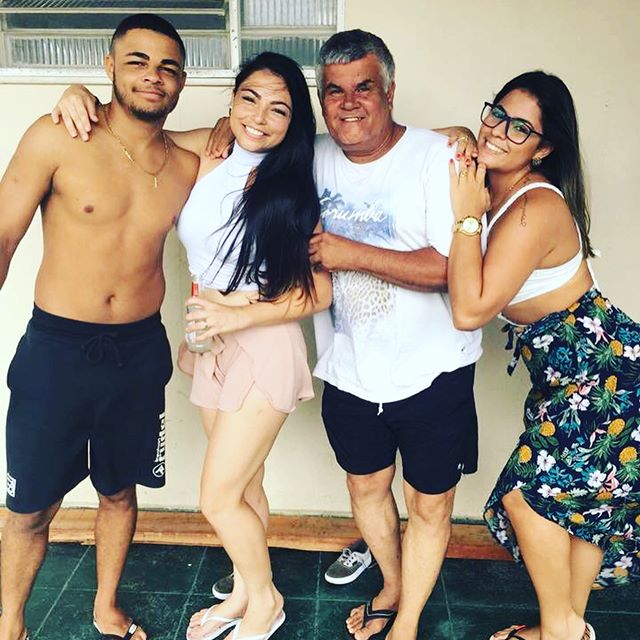 jaquefab2006's tweet photo. Obrigado por existirem😍 https://t.co/W7pyeoyFNl