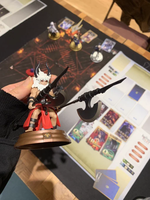 今日はボドゲ会に呼んでいただいて、アステリオス君がちゃんとはいてるの確認できました、大事。 