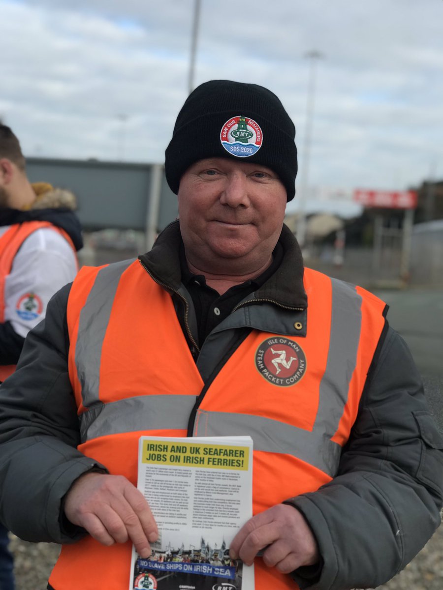 dazprocter's tweet image. Great reception from the public of #Holyhead today during campaign to highlight low wages and exploitation of Seafarers by #irishferries 
@RMTunion #SOS2020