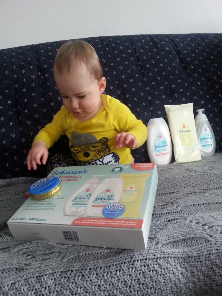 ParentLifeNet's tweet photo. LUCAS couldn't be happier with the new JOHNSON’S® COTTONTOUCH™ products! Everything smells so good and all of the products are so good for his skin :). Enter the code LUCAS for 5 extra entries. #CLB9 #BabyoftheDay #PLNPro https://t.co/2HjcIbOs9E