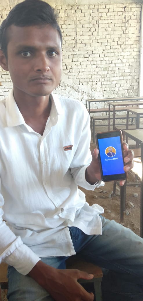 namoappmp's tweet photo. #namoapp_in_mp #Selfie_with_namoapp @narendramodi @amitshah @vinay1011 @ChouhanShivraj @bjp4india @dpradhanbjp @nstomar @mprakeshsingh @SuhasBhagatBJP @atul4bjp @rashtrasevak @Ramlal https://t.co/qo38k0nPcI