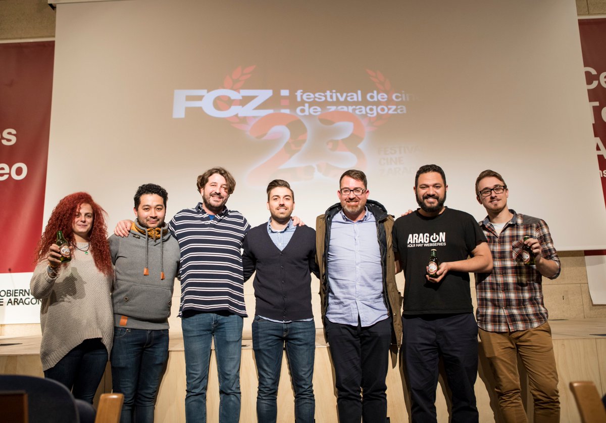 ocarazaragoza's tweet photo. El Sábado fue un día muy especial para las #webseries en Aragón.  

Un placer estar entre amigos y grandes profesionales como @jamadridgarcia  y Xavi Alandes de @Fidewa_WebFest !! 😻 https://t.co/7WlBR5dlR3