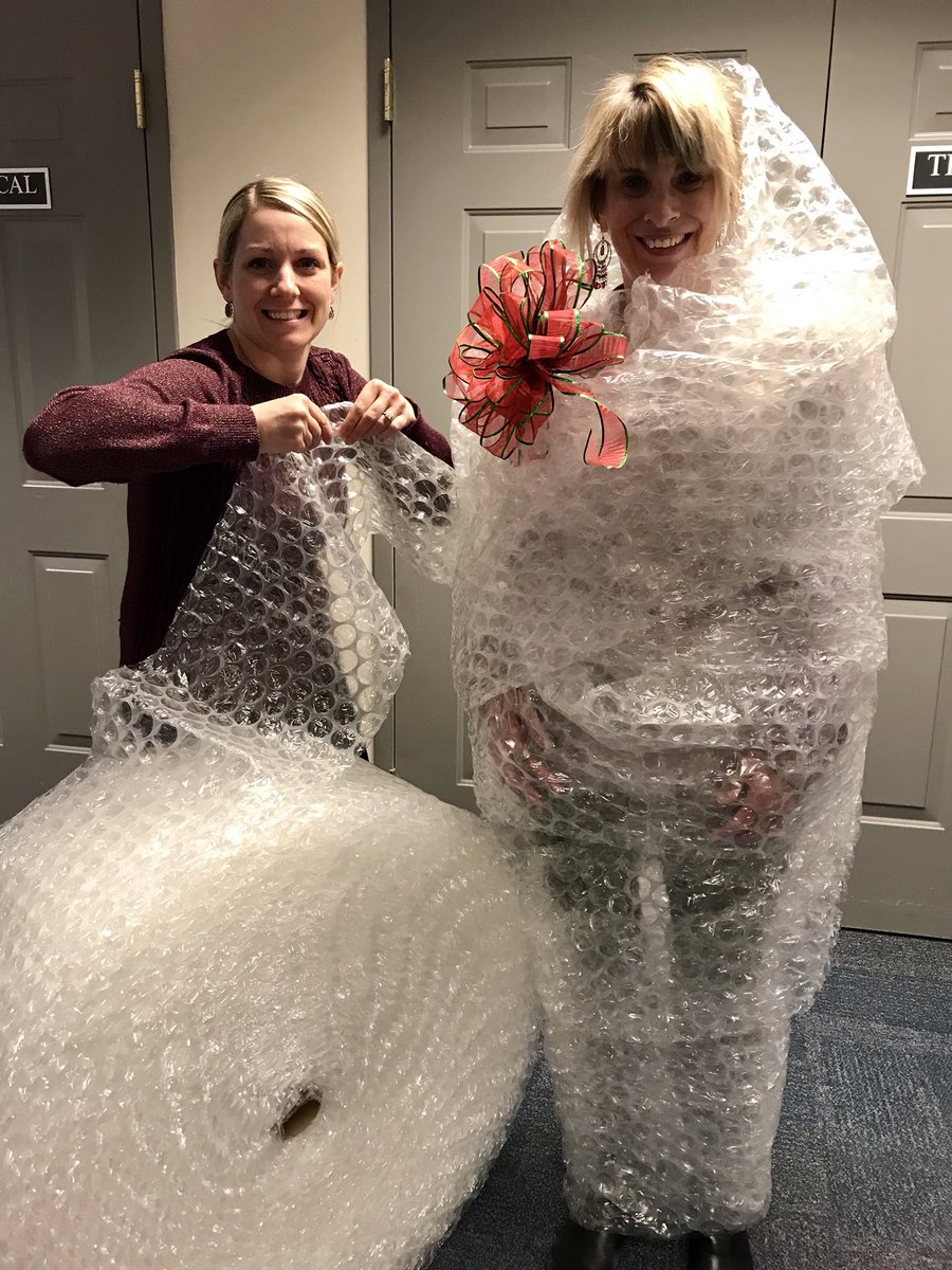 Billerica_Lib's tweet photo. Feeling stressed? βPopβ on by the library for instant relief! π #bubblewrapftw #poppitypoppop https://t.co/N55Zqg7QRI